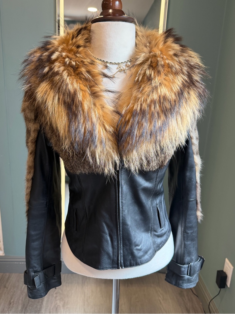 Y2K Cropped Fur Trim Fitted Leather Jacket XS/S Raccoon Rabbit Fur